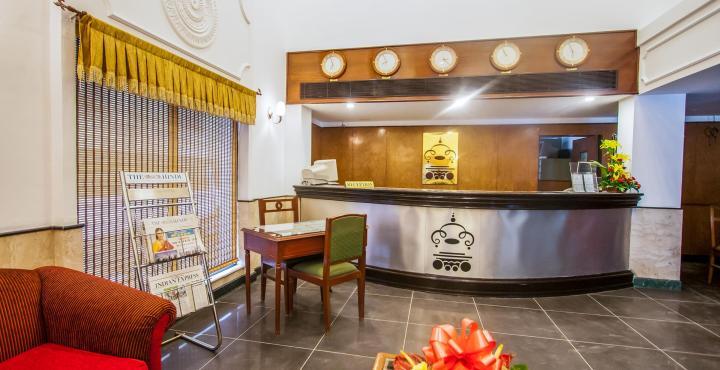 Hotel Chariot Csennai Kültér fotó